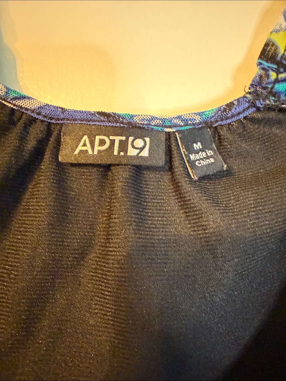 Apt. 9 Blue Teal & Navy Beaded Scoop Neck Blouse size medium - Picture 2 of 3
